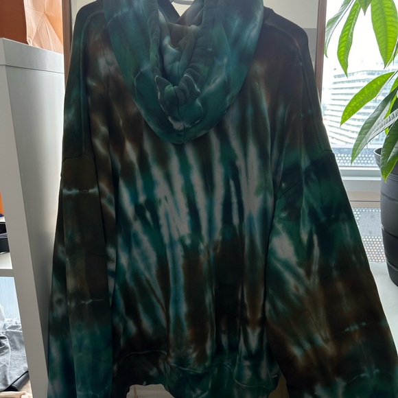 Amiri Men’s Tie Dye Hoodie - Picture 3 of 6